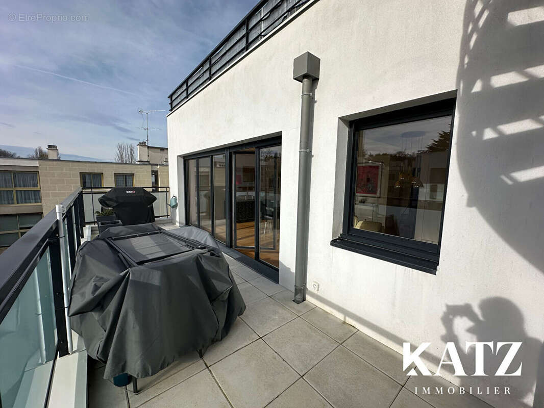 Appartement à GARCHES