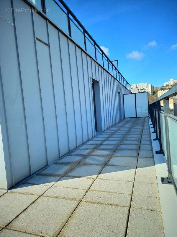 Appartement à LYON-9E