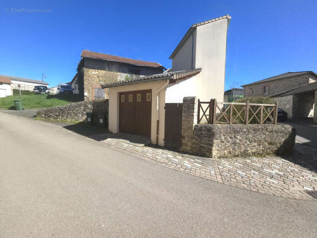 Maison à PANAZOL