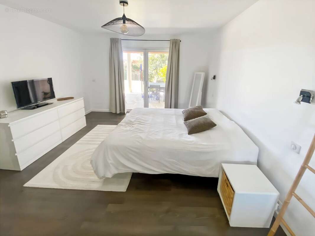 Maison à CASTELGINEST