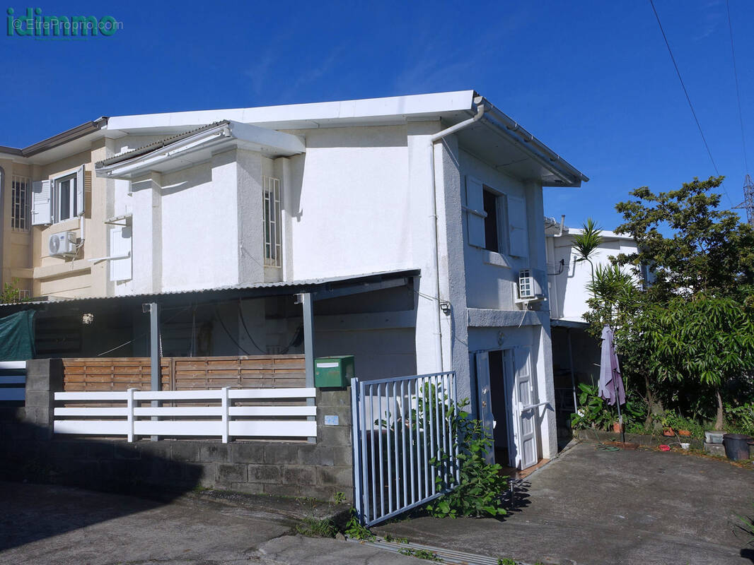 Maison à SAINT-DENIS