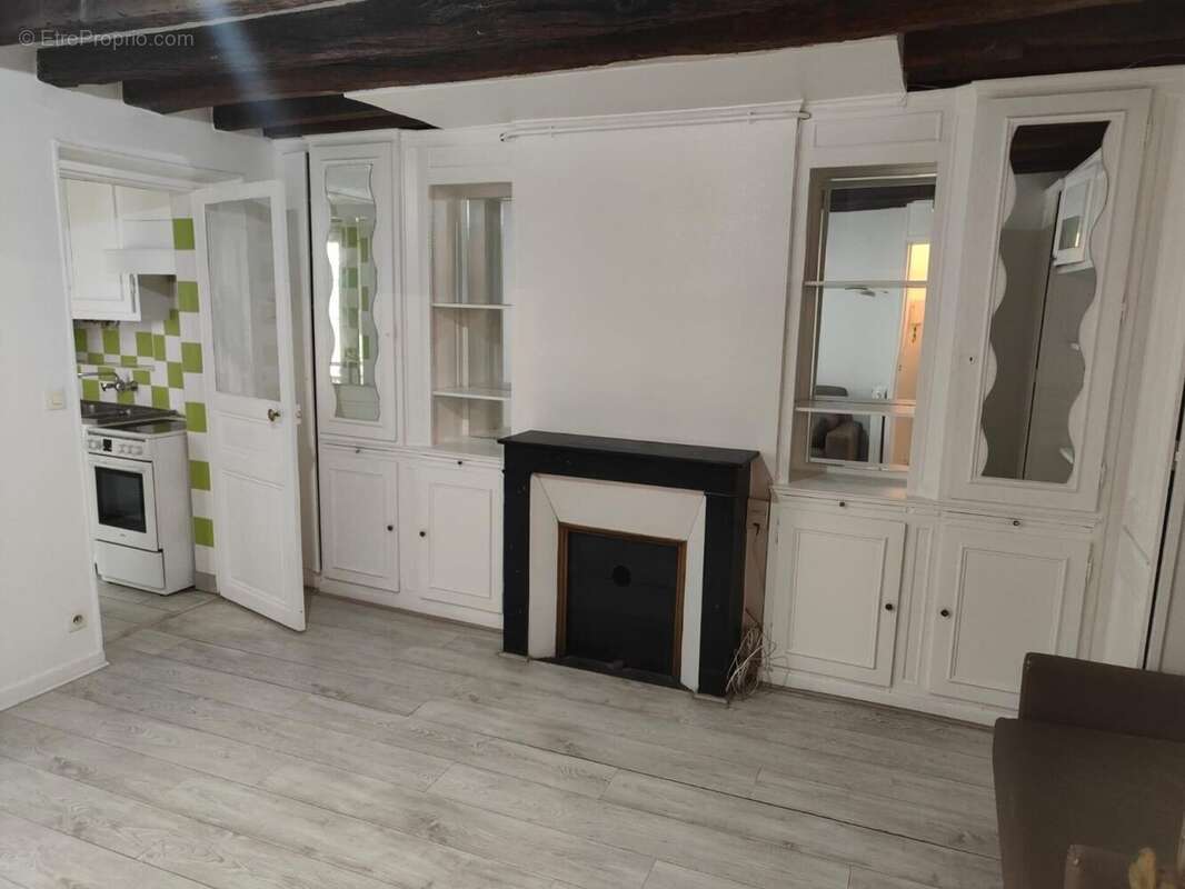 Photo 2 - Appartement à PARIS-18E
