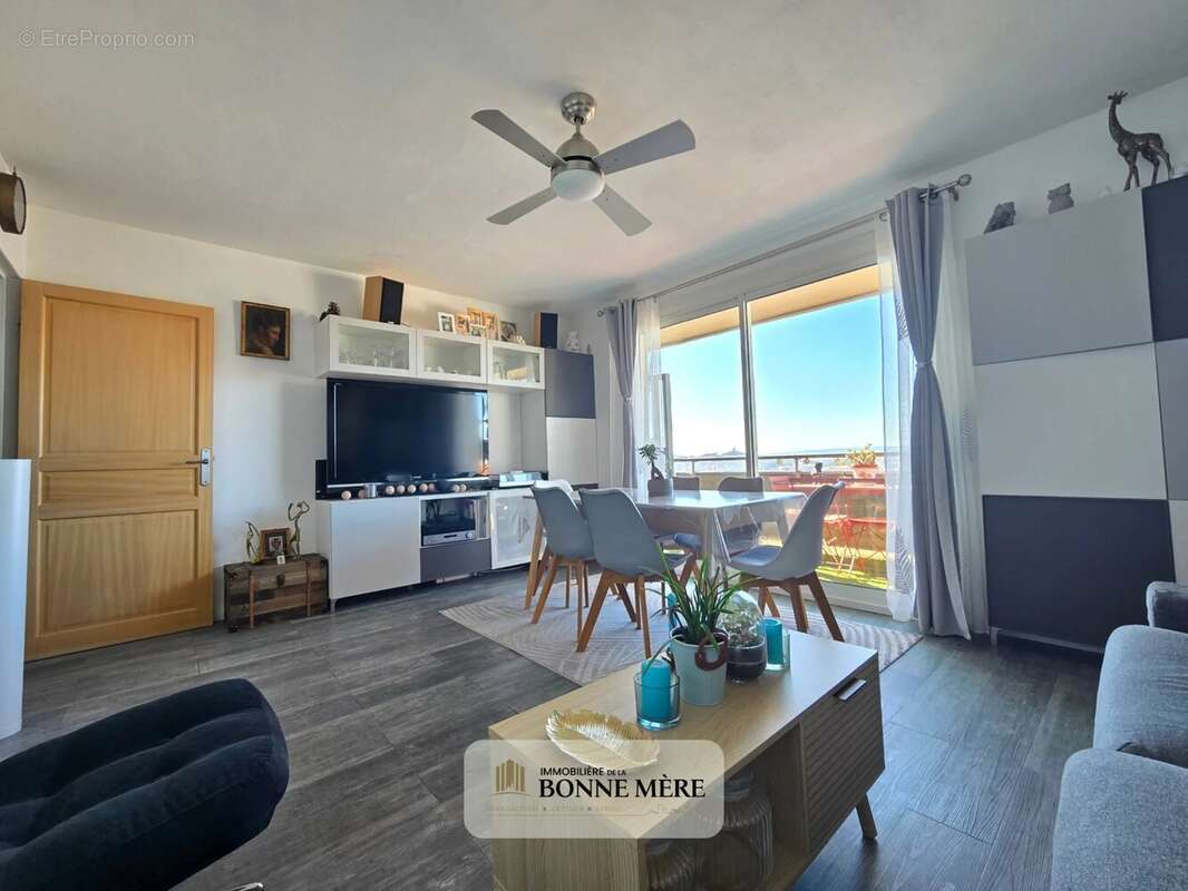 Appartement à MARSEILLE-10E