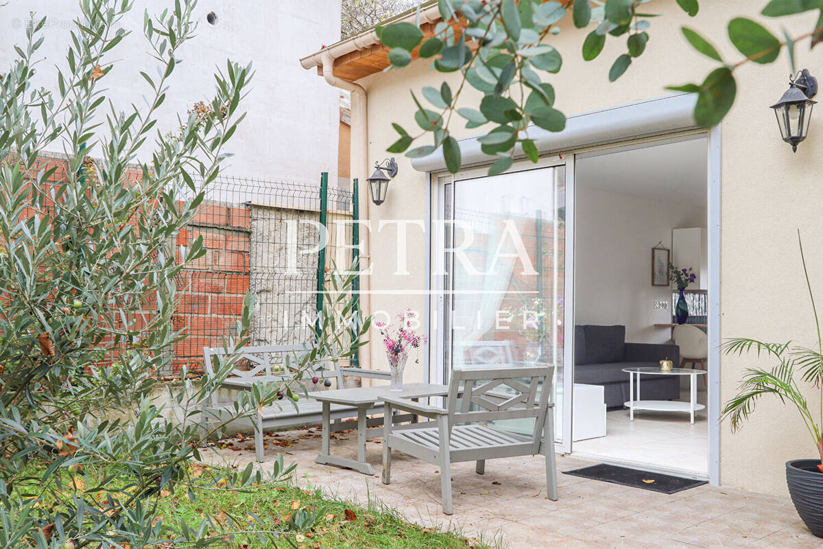 Maison à L&#039;HAY-LES-ROSES