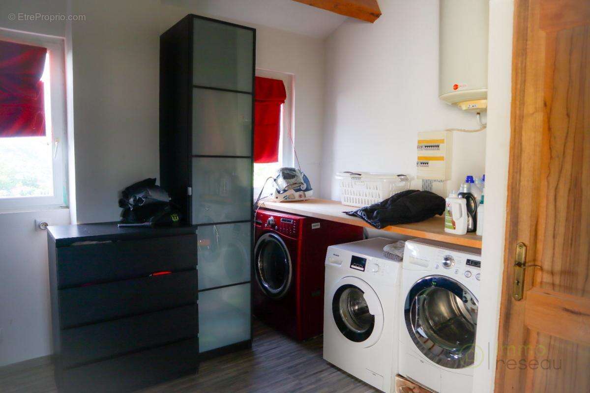 Maison à ROQUEVAIRE