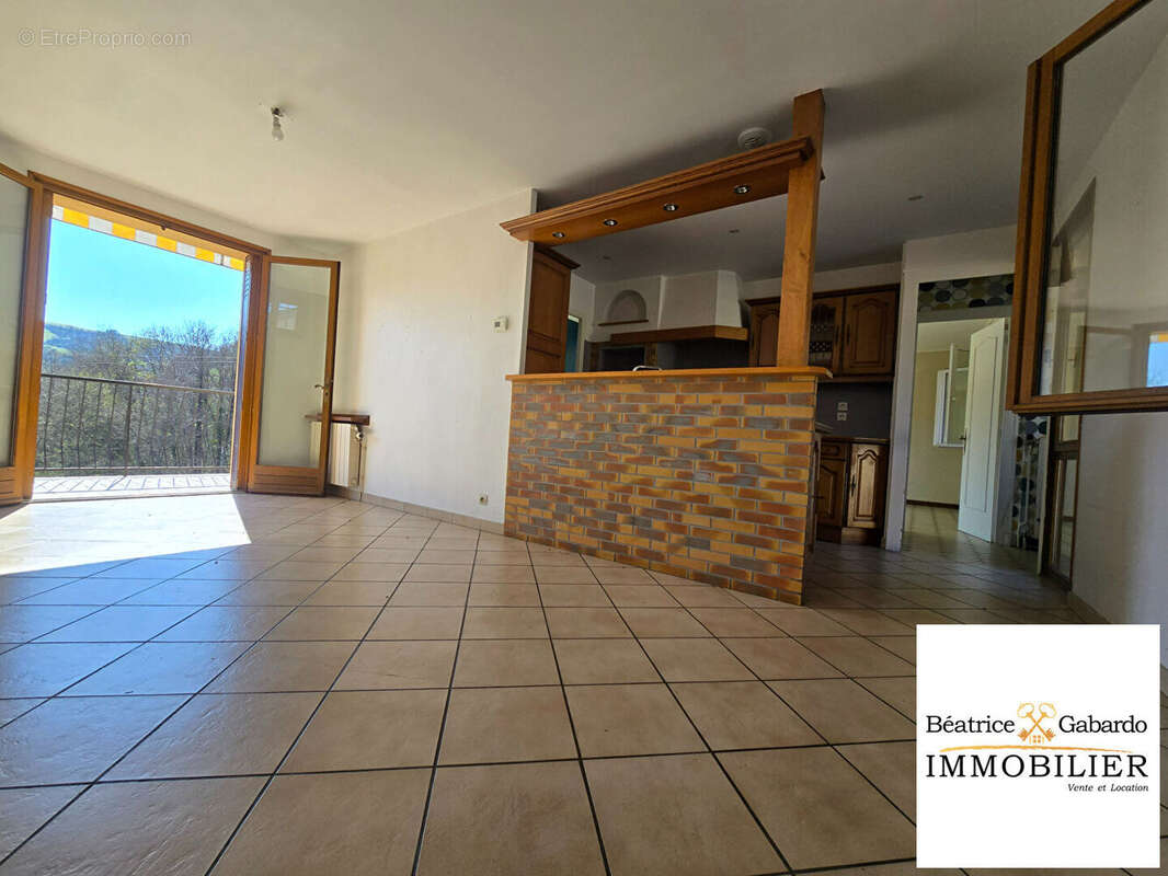 Maison Ternand 4 pièce(s) 93 m2 - photo 3