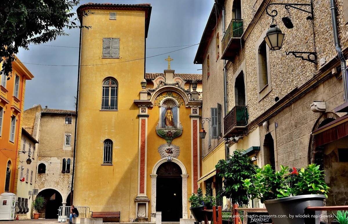 Appartement à VENCE