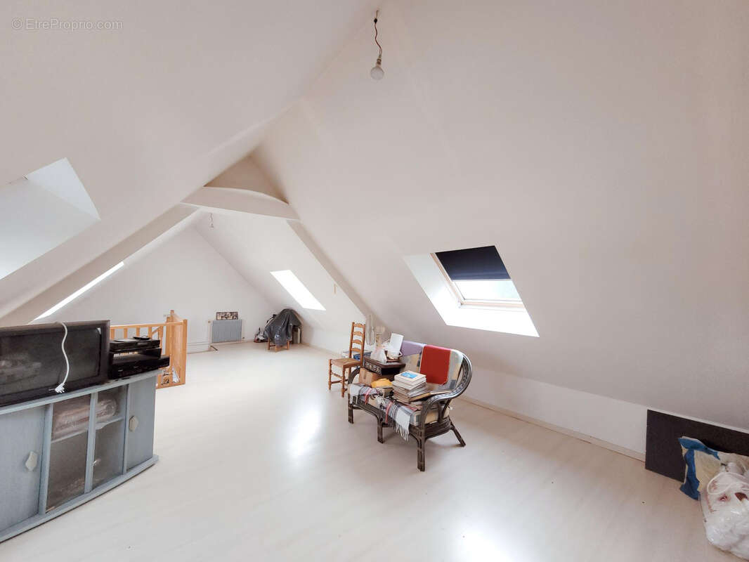 Maison à AVESNELLES