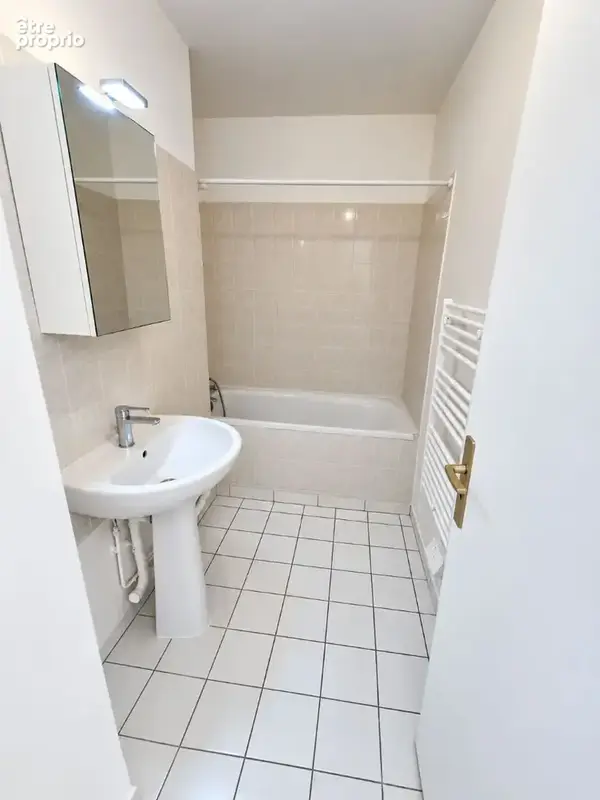 Studio  1 pièce(s) 29.42 m2 - photo 3
