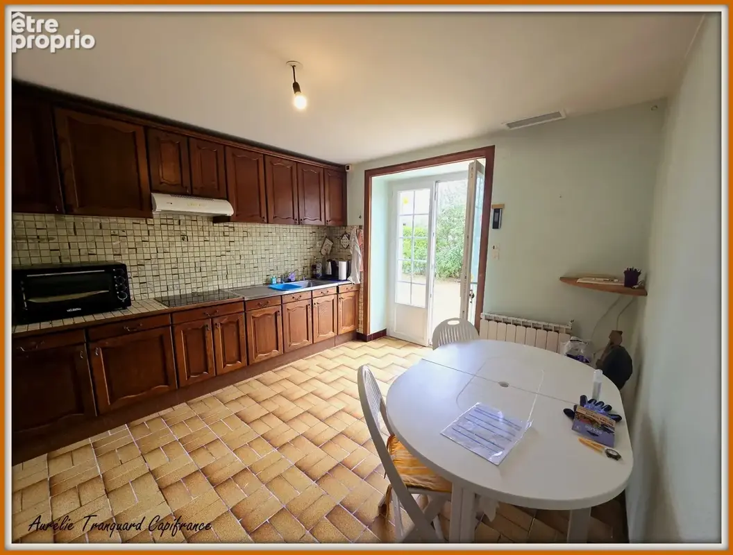 Maison CLIMATISEE, à vendre 7 pièces FONTENET (17) belle CHARENTAISE avec chambre et bureau au rez-de-chaussée - photo 4