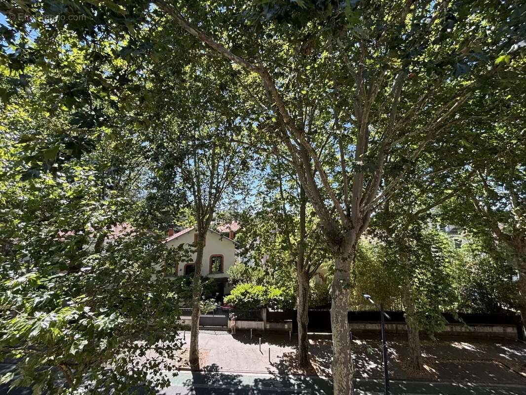 BUSCA,  T3 de 60m² avec balcon , cave et parking - photo 11