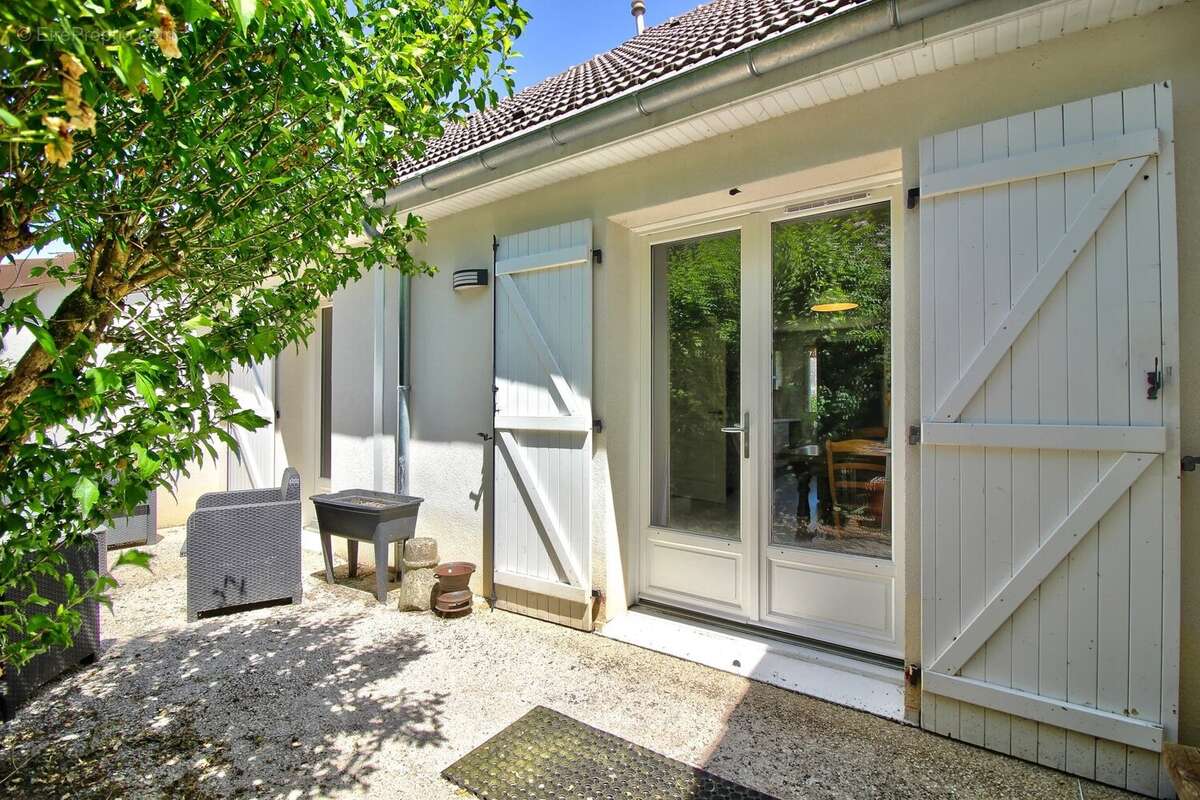 Maison à VERREY-SOUS-SALMAISE