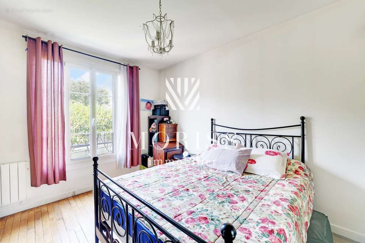 Champigny-sur-Marne - Maison de 4 pièces de 100m² - photo 8