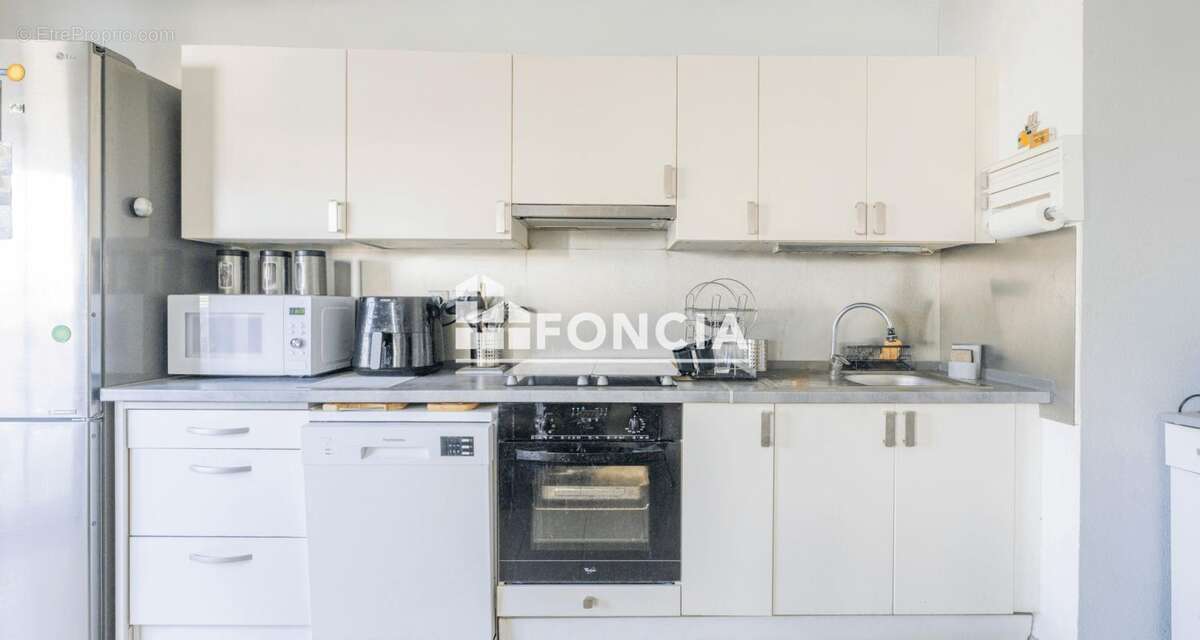 Appartement à MARSEILLE-15E