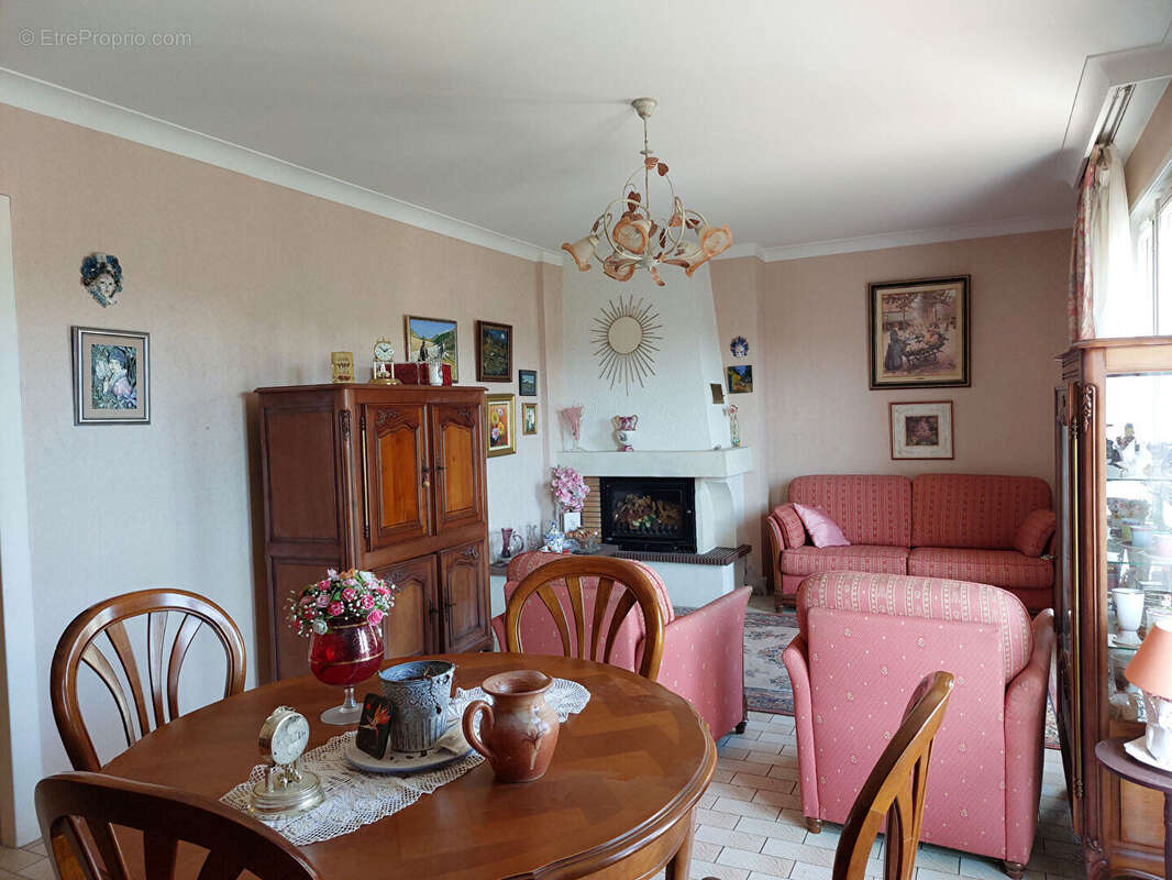 Maison à VILLEFRANCHE-DE-ROUERGUE