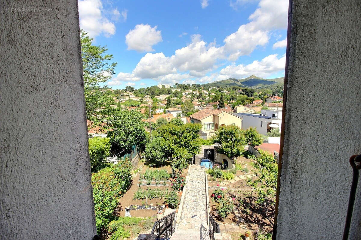Maison à MARSEILLE-11E