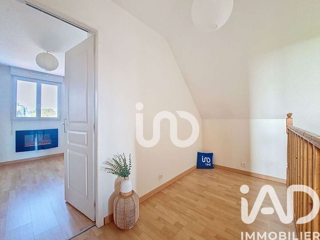 Photo 6 - Maison à SAINT-JEAN-LES-DEUX-JUMEAUX