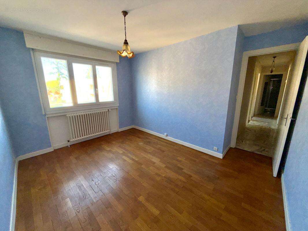 Appartement à LA VERPILLIERE