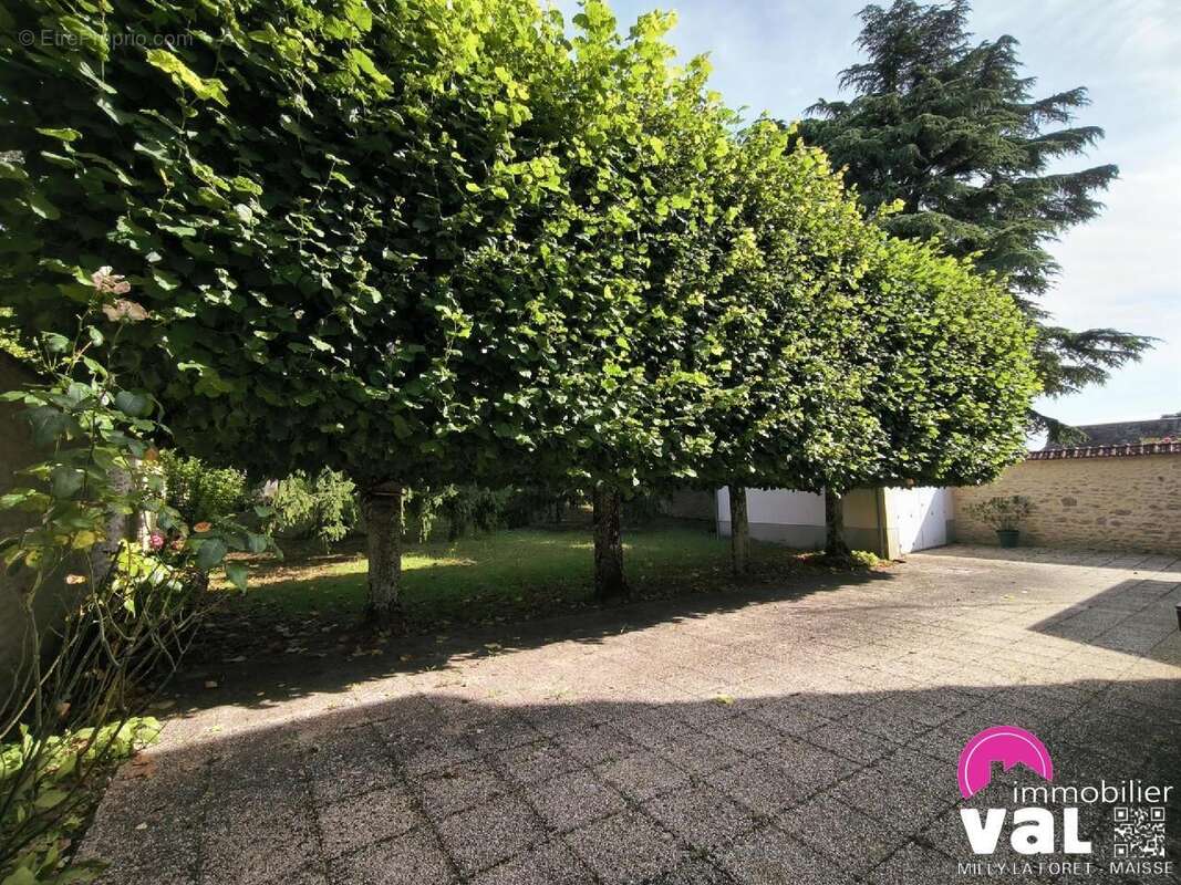 Maison à MILLY-LA-FORET