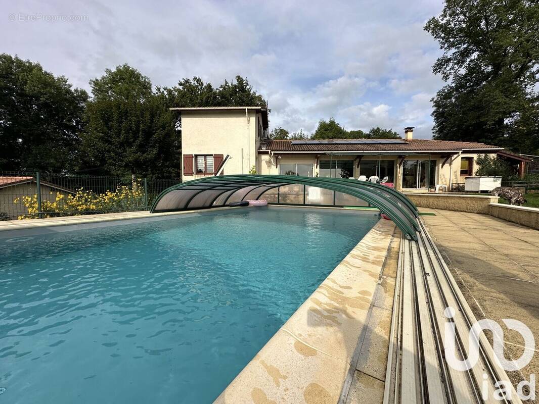 Photo 1 - Maison à LAVERGNE