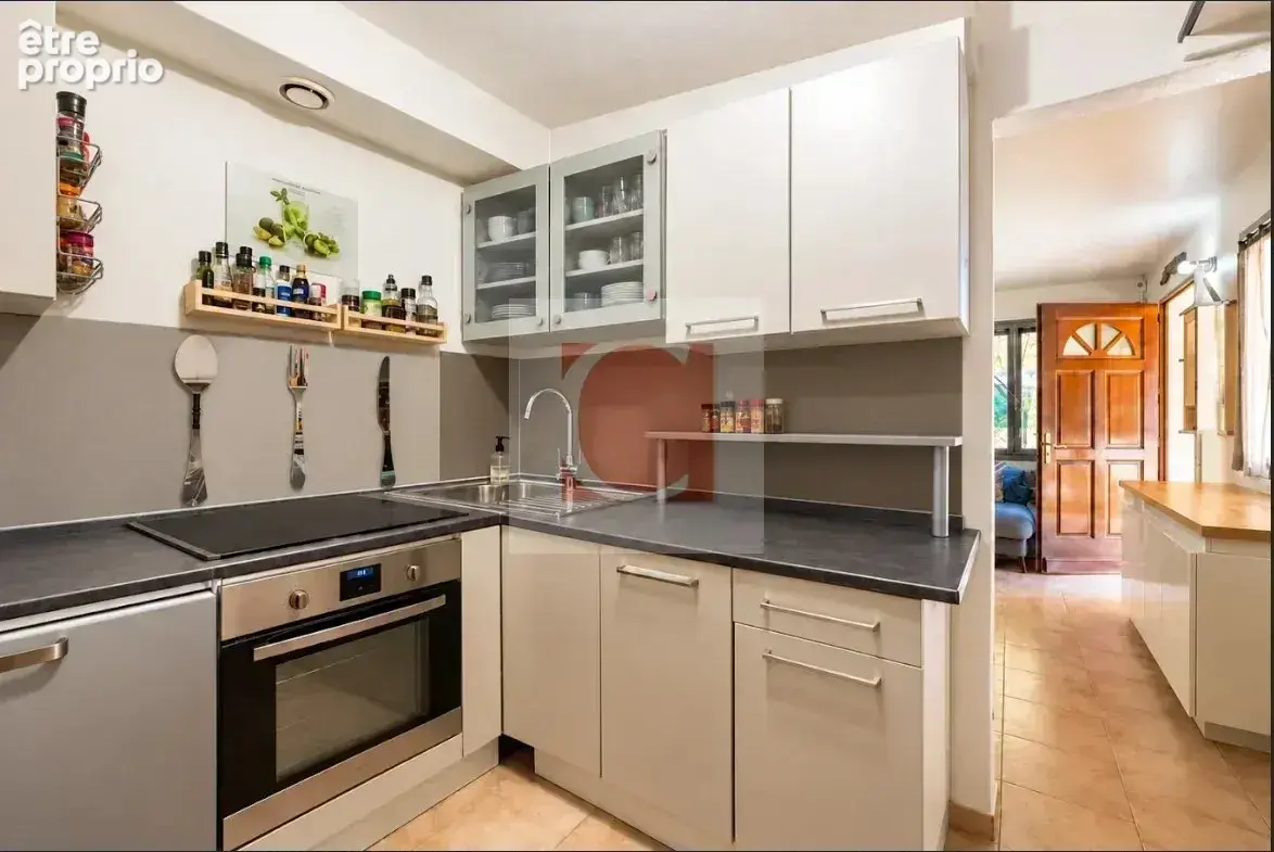 Maison plain pied, 3pièces + 2chalets + stationnements+ jardin 300M² - photo 10