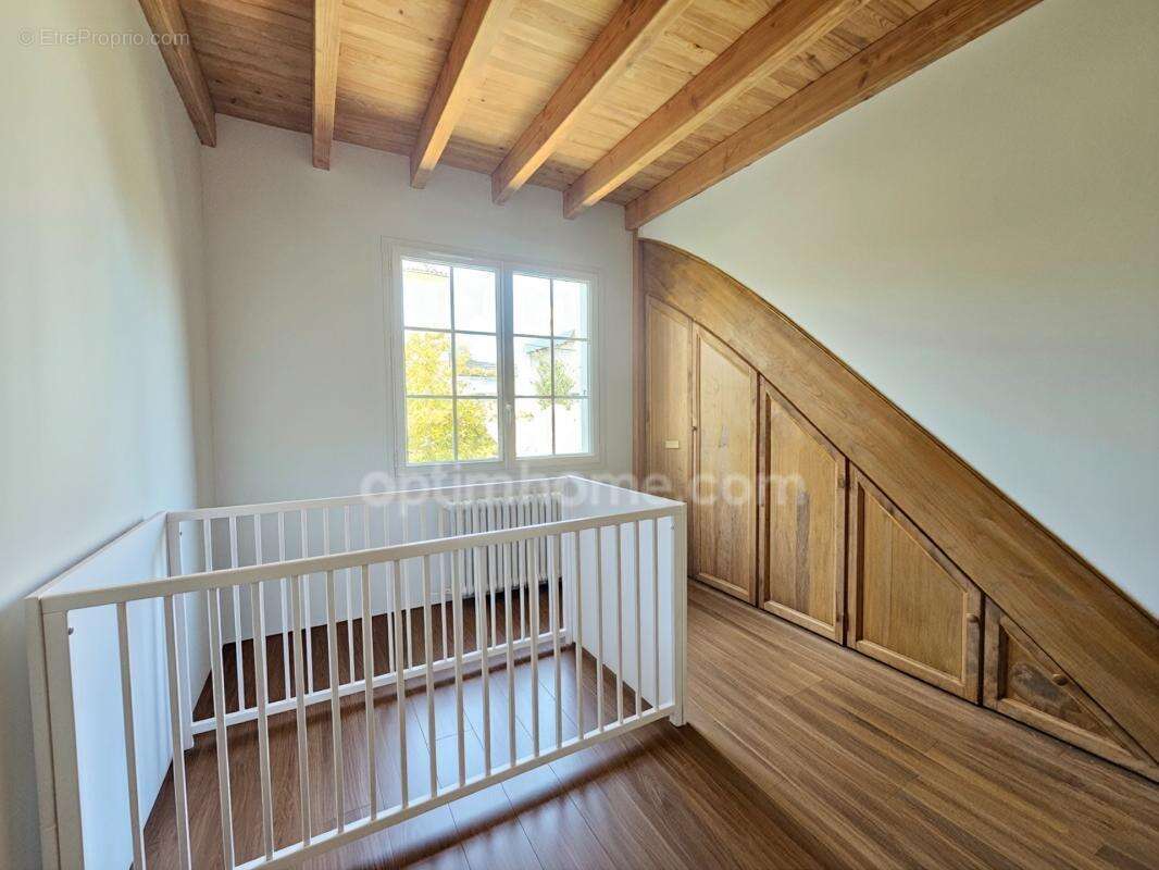 Charmante maison de plain-pied 90 m² deux chambres et un bureau –au Calme, très bon état et sans vis-à-vis ! ANGOULEME (16) - photo 10