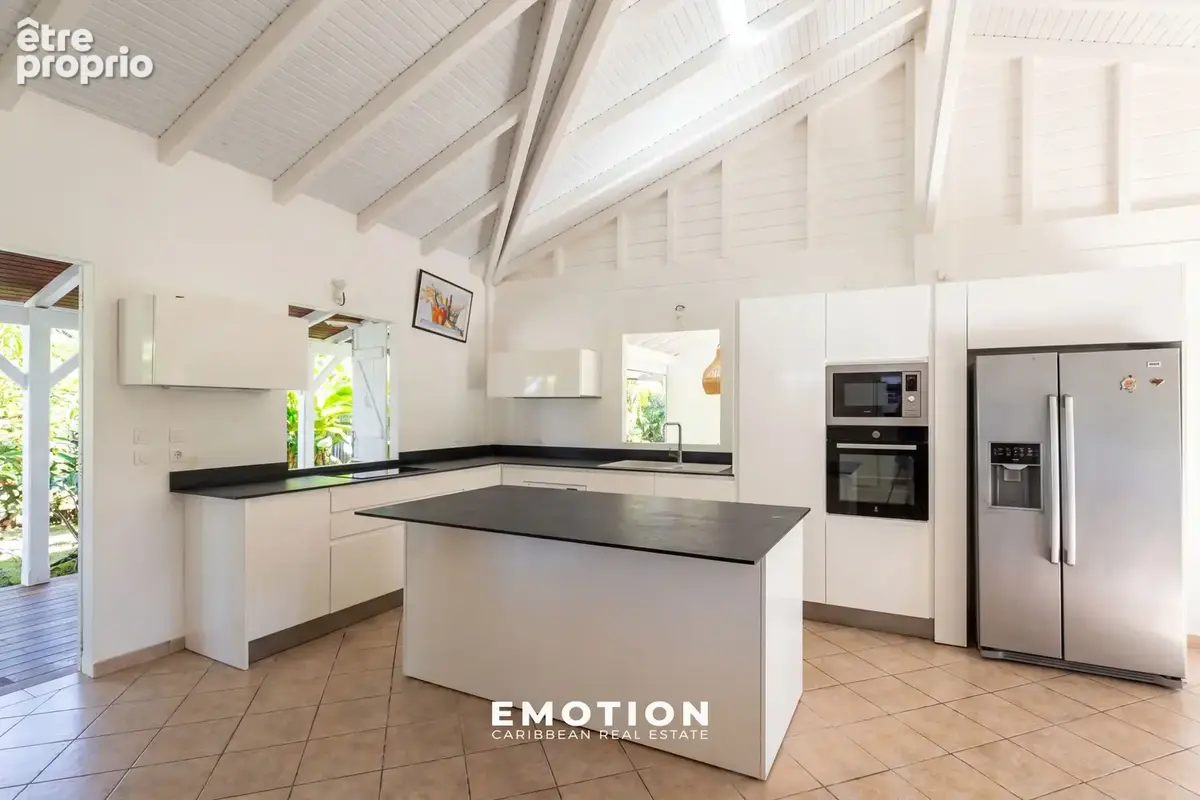 Villa t5 avec piscine + jardin + 240 m2 surface habitable - photo 10