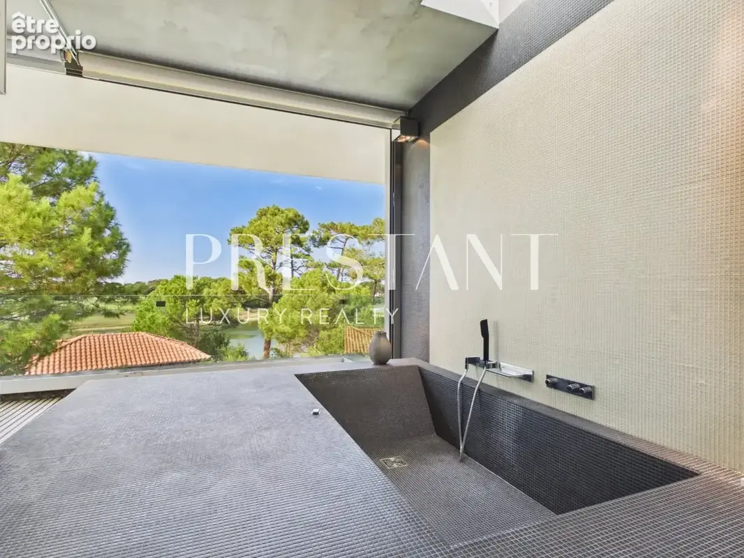 Vente villa contemporaine darchitecte 330 m² à Anglet Chiberta. Vue golf et lac, 5 suites, piscine , Proximité plages. - photo 14