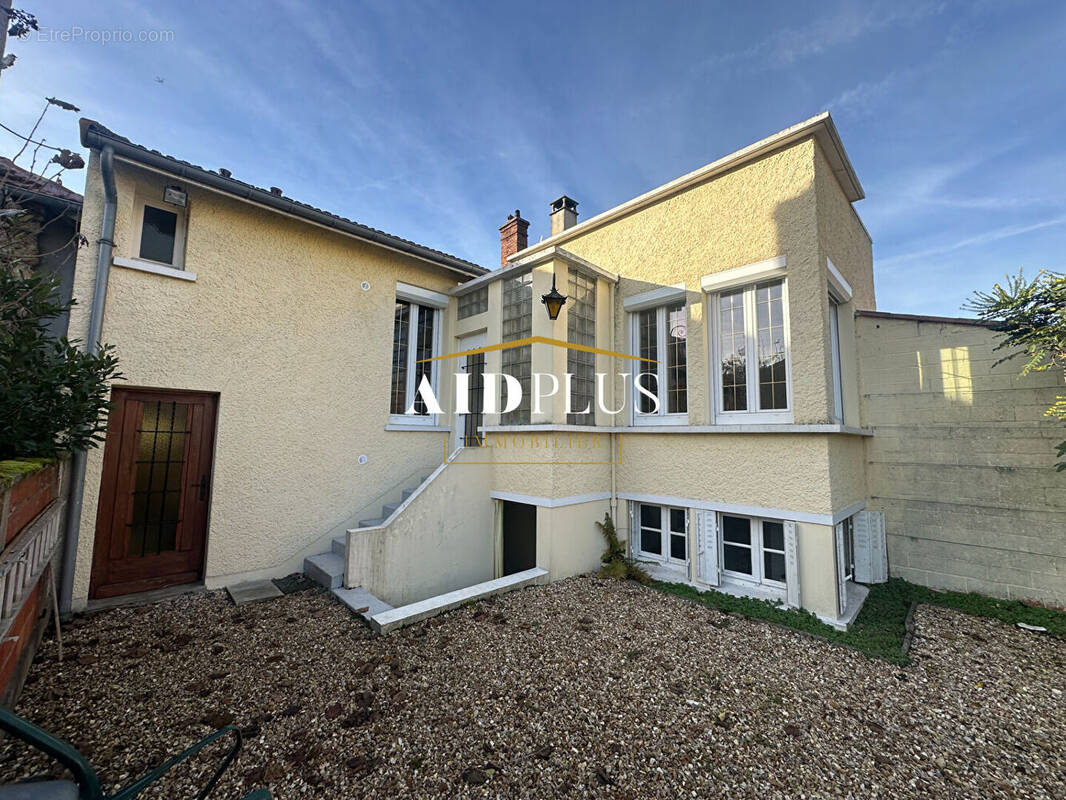 Maison à SAINT-PRIX