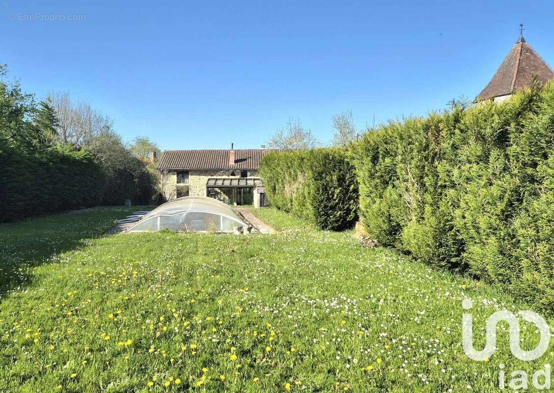 Maison 100 m² à Verneuil  - photo 3