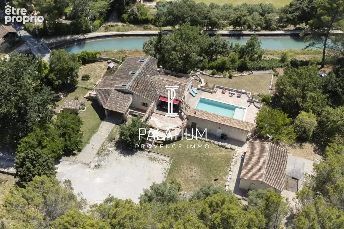 Propriété provençale de 209 m² – Environnement calme et verdoyant, Ventabren - photo 4