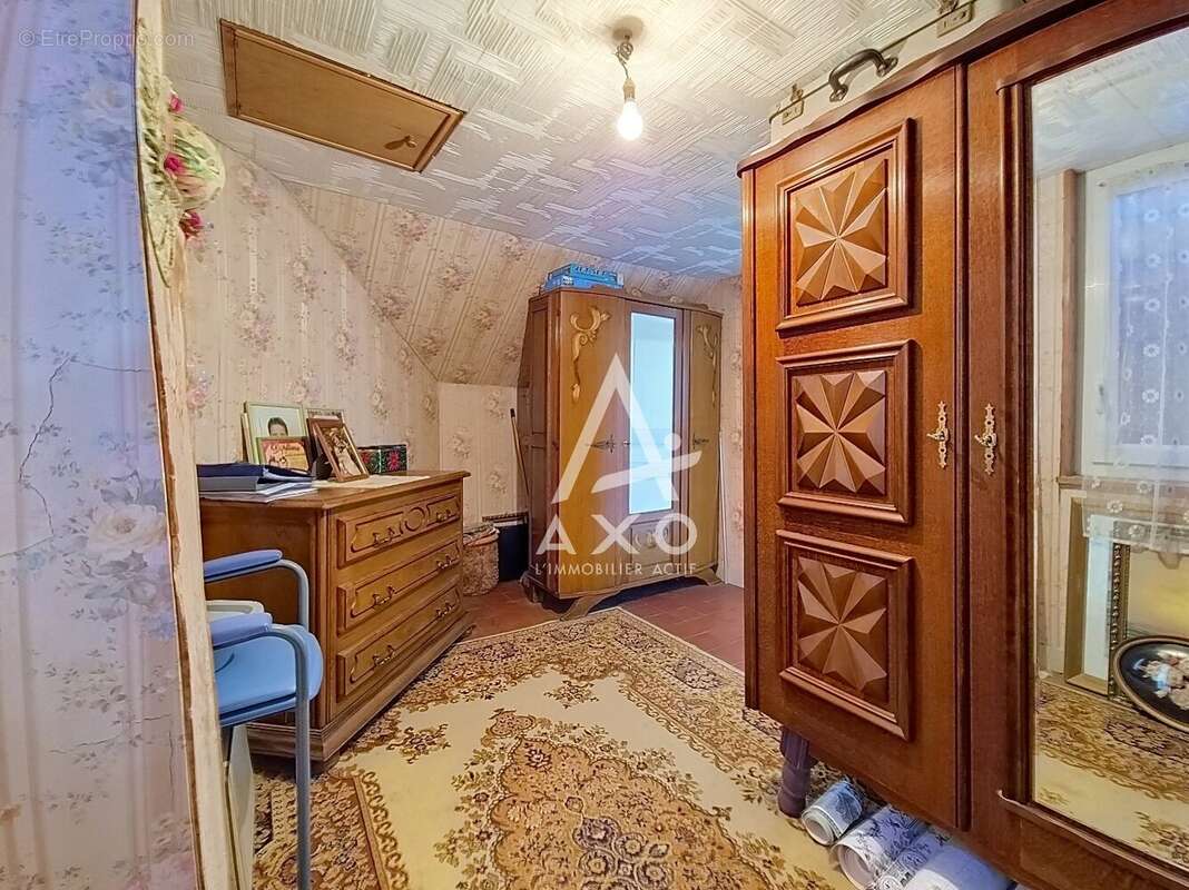 Maison en brique à Auneuil avec 2 chambres, véranda et jardin clos - photo 10