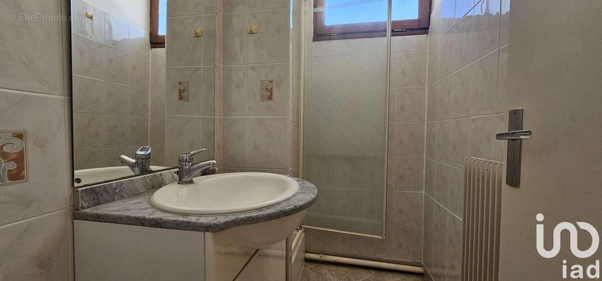 Photo 2 - Appartement à BAGNOLS-SUR-CEZE