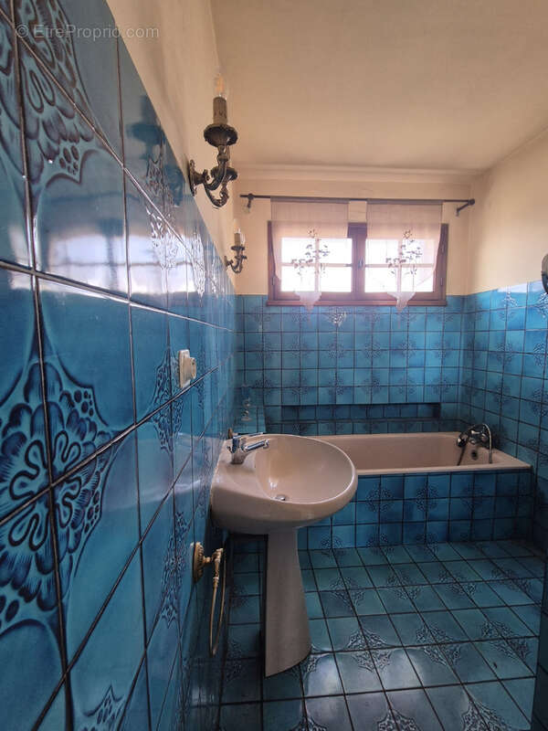 Maison à ROUSSILLON