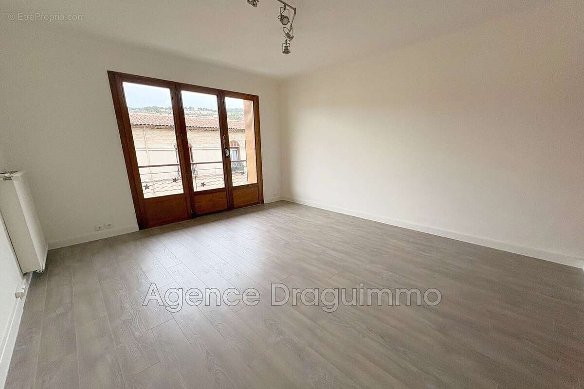 Appartement à DRAGUIGNAN