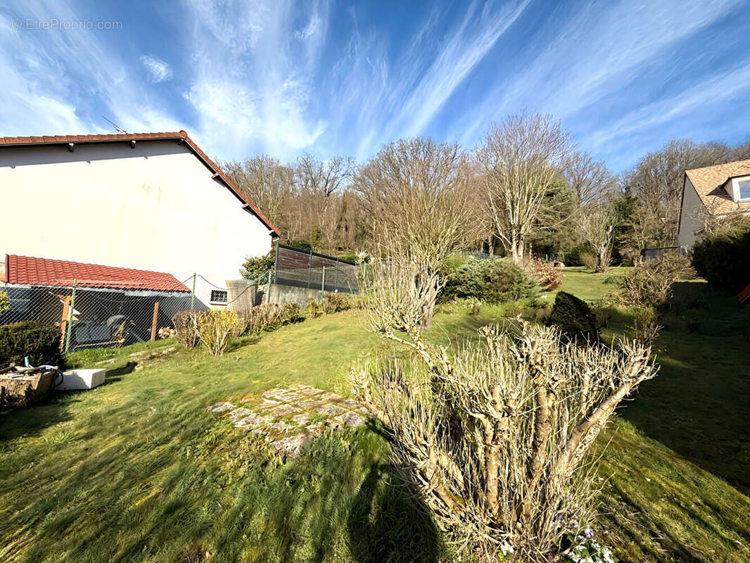 Maison à VAUHALLAN