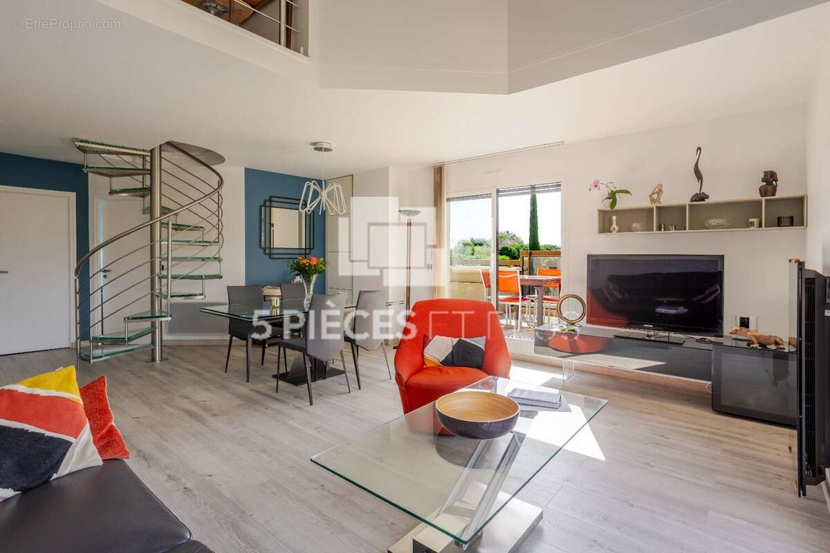 Appartement à MAISONS-LAFFITTE
