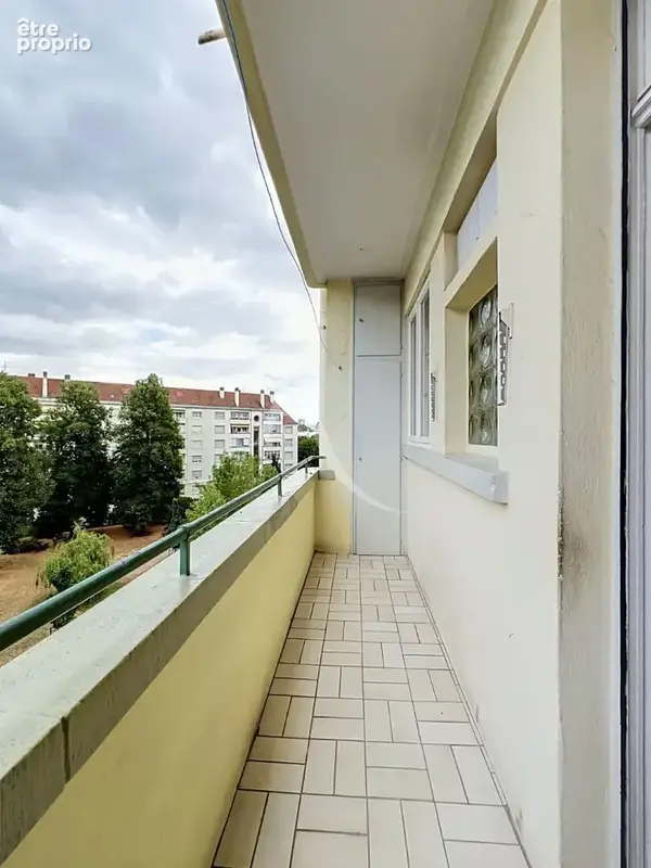 Appartement de caractère 105 m² - Double réception - Balcon - Boulevard d'Anvers - photo 9