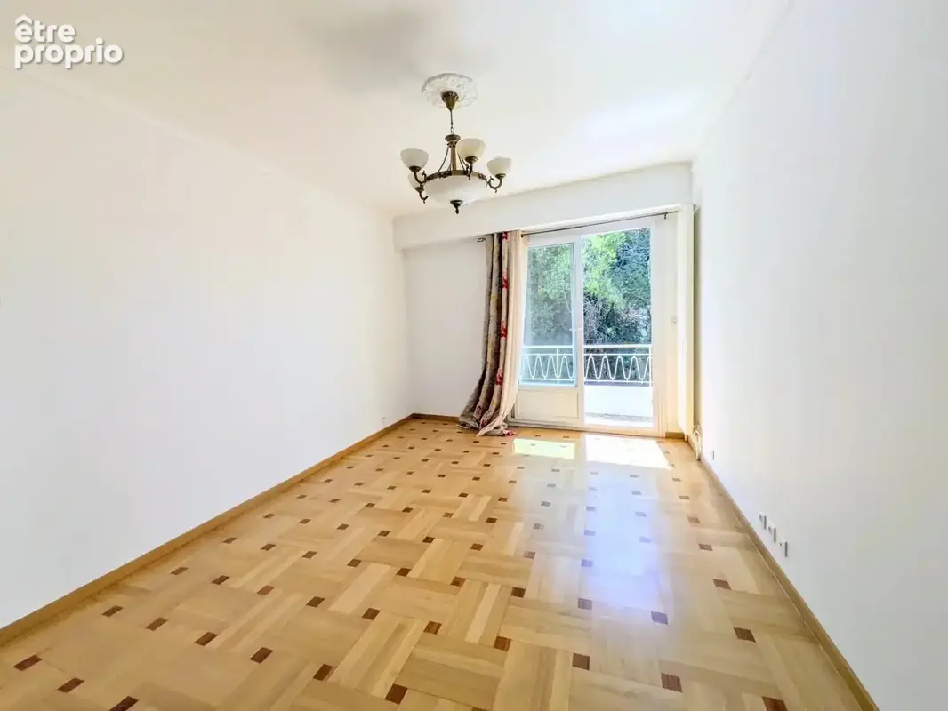 Nice – mont boron – 2 pièces – balcon – vue mer latérale – calme – 4e étage – cave – parking collectif - photo 2