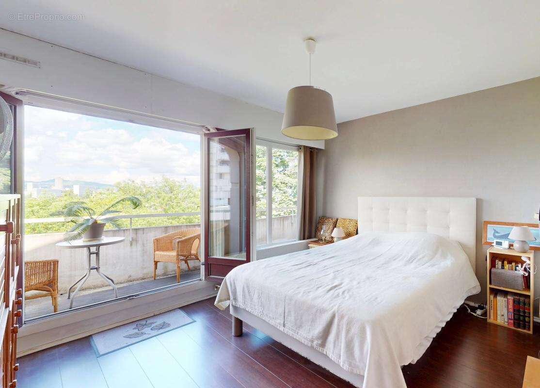 Appartement à LYON-5E