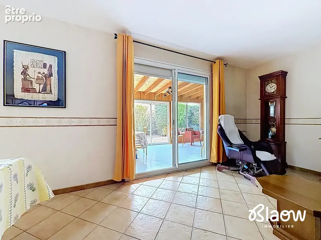 Maison 5 pièces 108 m² à vendre à Meyzieu (69330) - photo 4