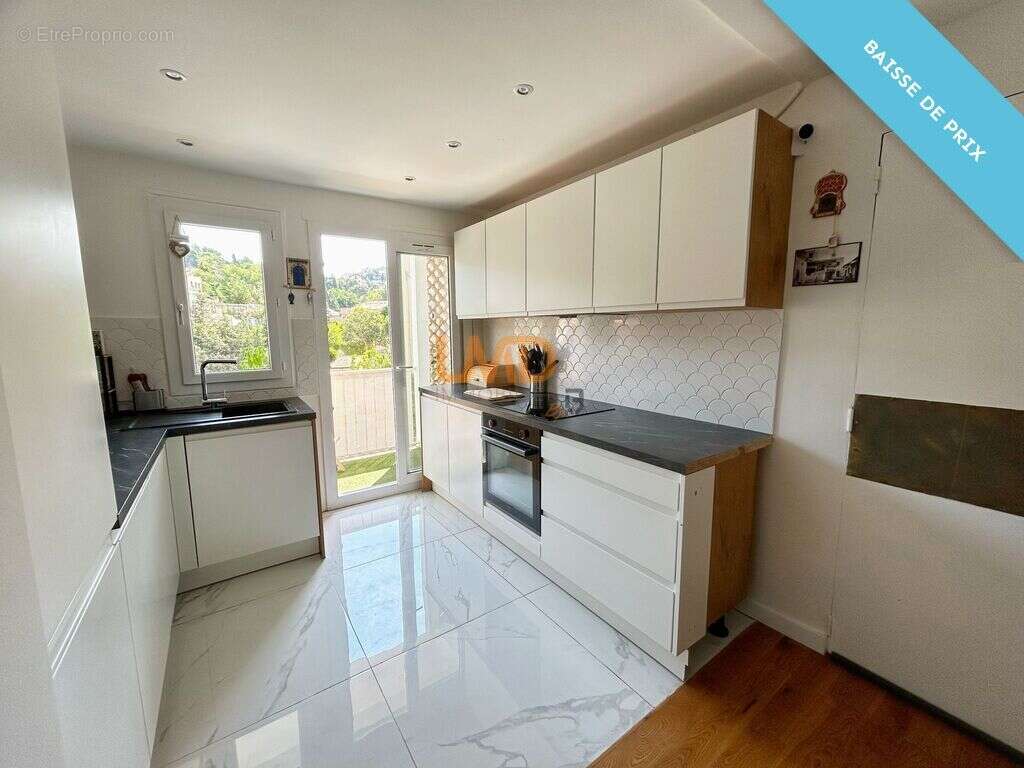 Appartement à MARSEILLE-7E