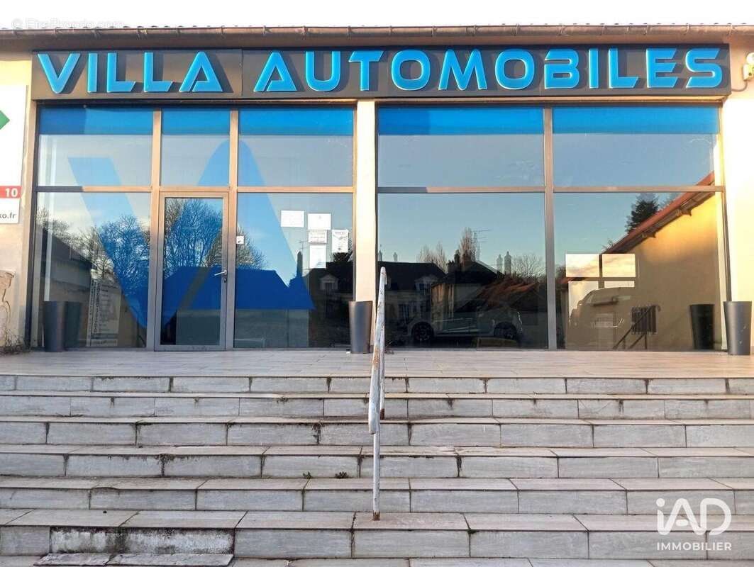 Photo 2 - Commerce à SAINT-ARNOULT-EN-YVELINES