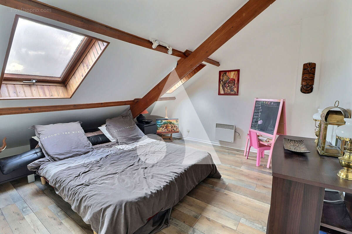 Maison à AUVERS-SUR-OISE