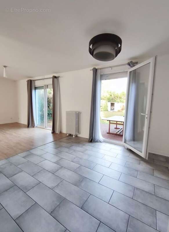 Maison à MONTLIGNON