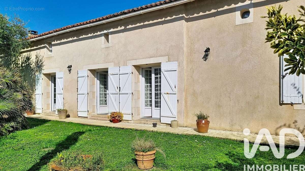 Photo 5 - Maison à SAINT-DIZANT-DU-GUA