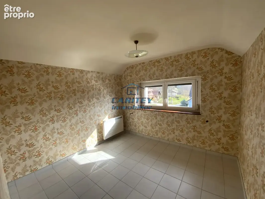 Agréable pavillon en pierre sur 21 ares à RONCHAMP (70250) - photo 5