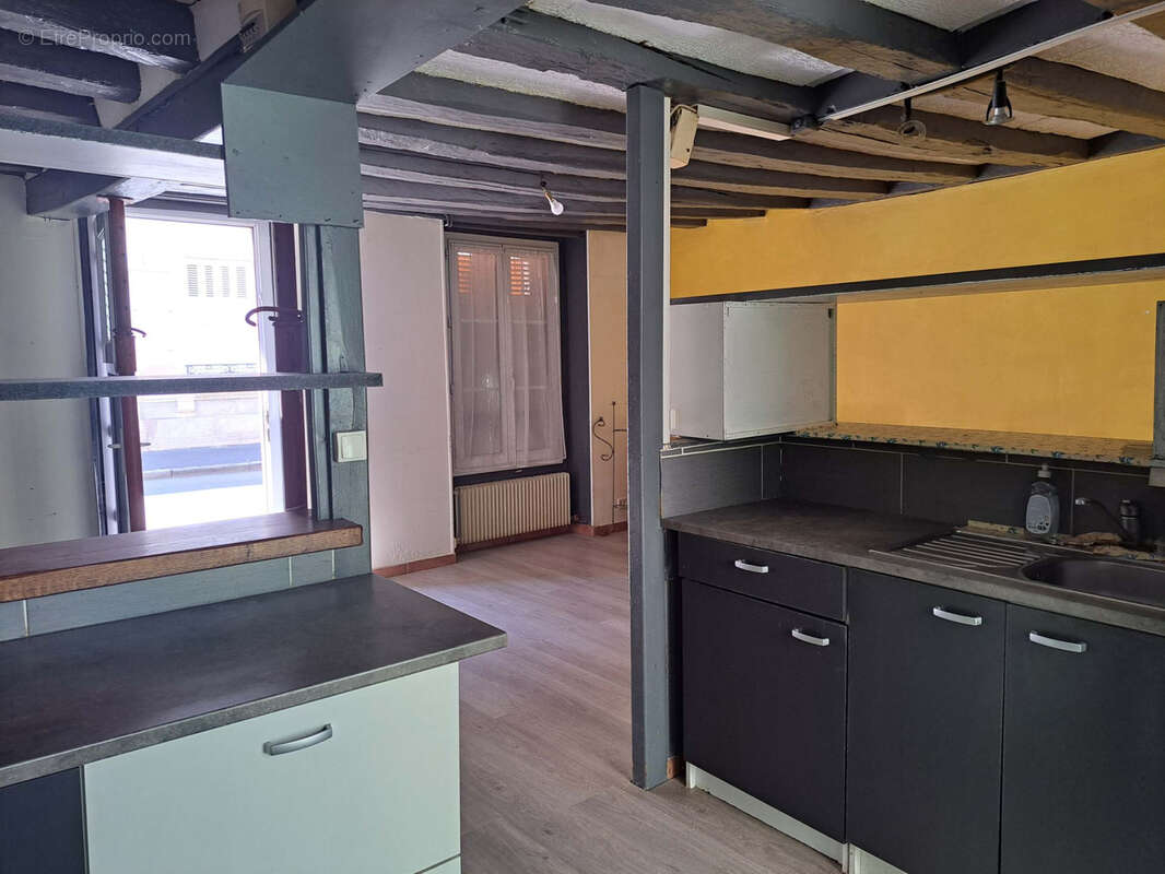 Maison à SAINT-CALAIS