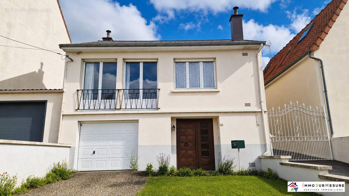 Maison à SAINT-MICHEL-SUR-TERNOISE
