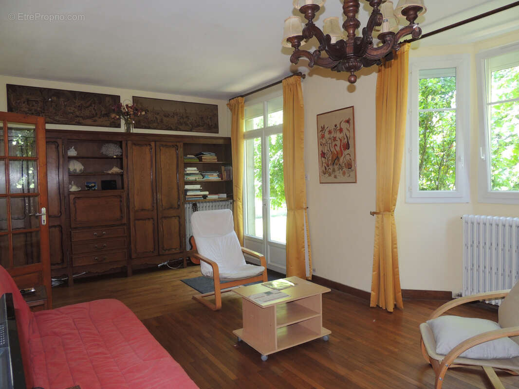 Maison à SAINTE-FLORENCE